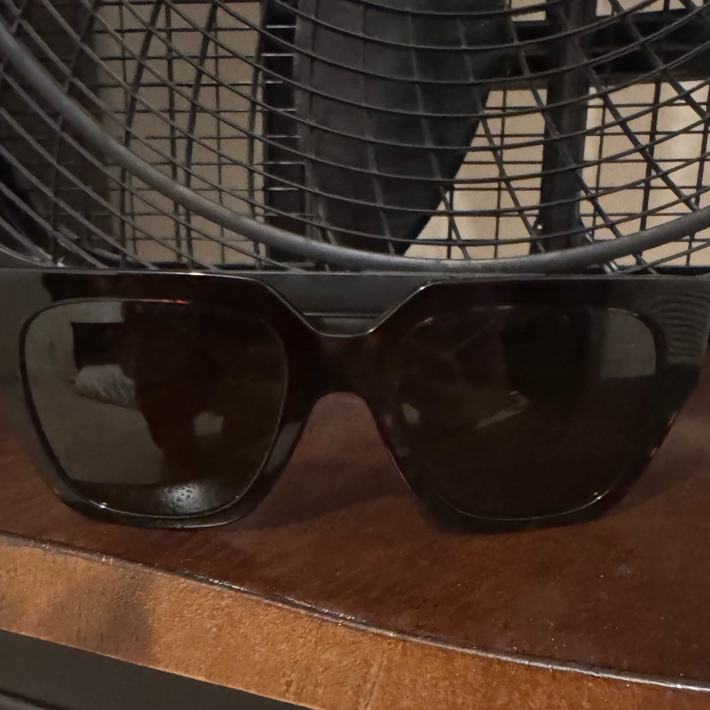 Stylish Black Sunglasses